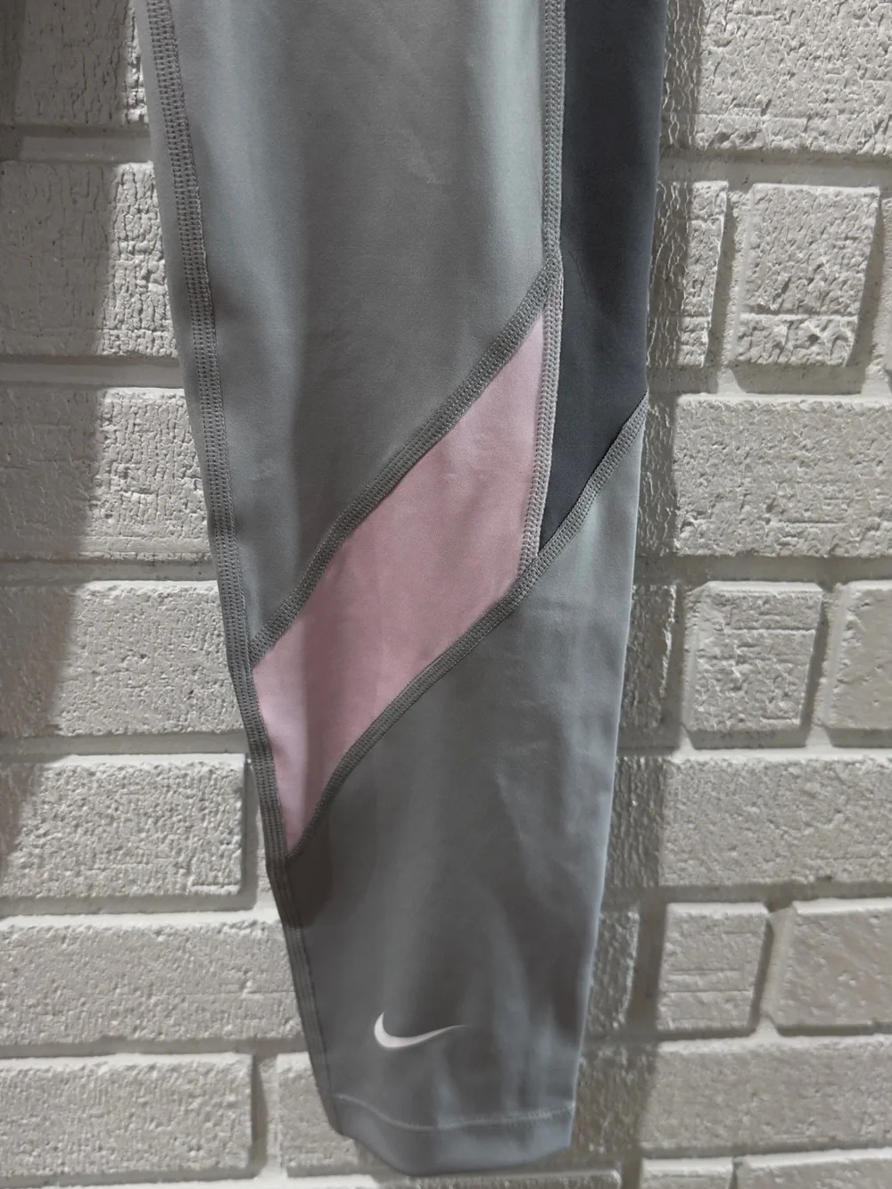 Nike Dri-FIT One Big Girls' Gray Leggings (DD8015-077) Size L NWT